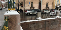 Пропавшее с набережной Фонтанки ограждение так и не нашли Пропавшее с набережной Фонтанки ограждение так и не нашли